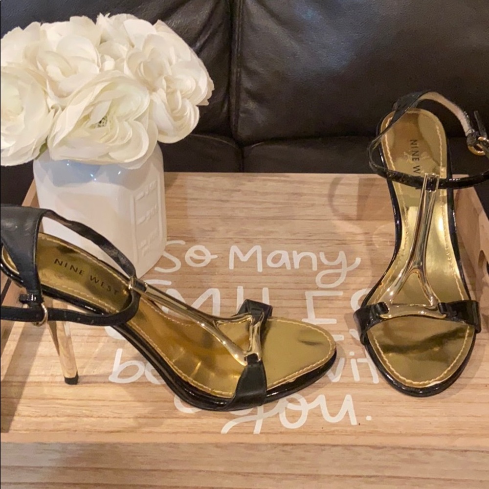 Nine West heals